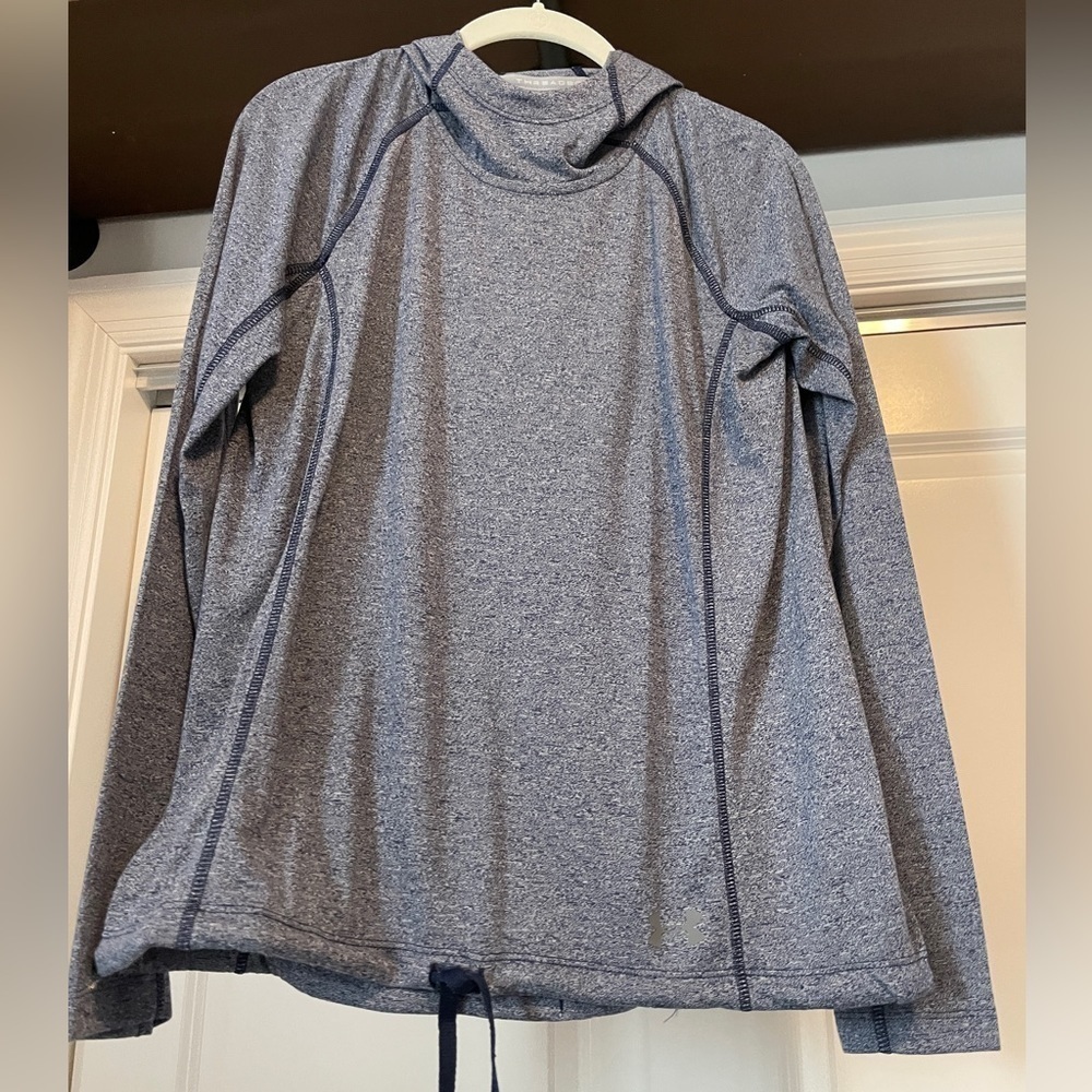 Under Armour long sleeve hooded shirt blue size small